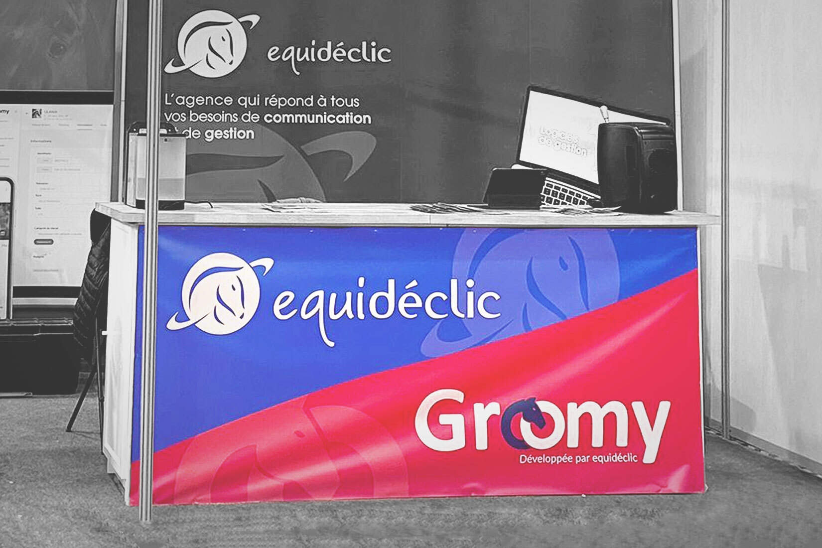Création d'une bâche Equidéclic x Groomy